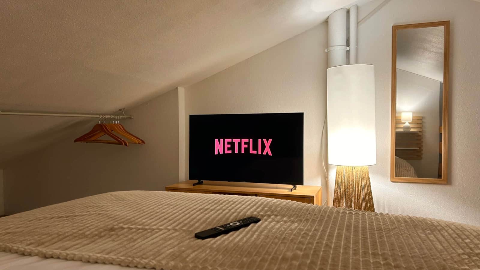Télévision connectée dans la mezzanine